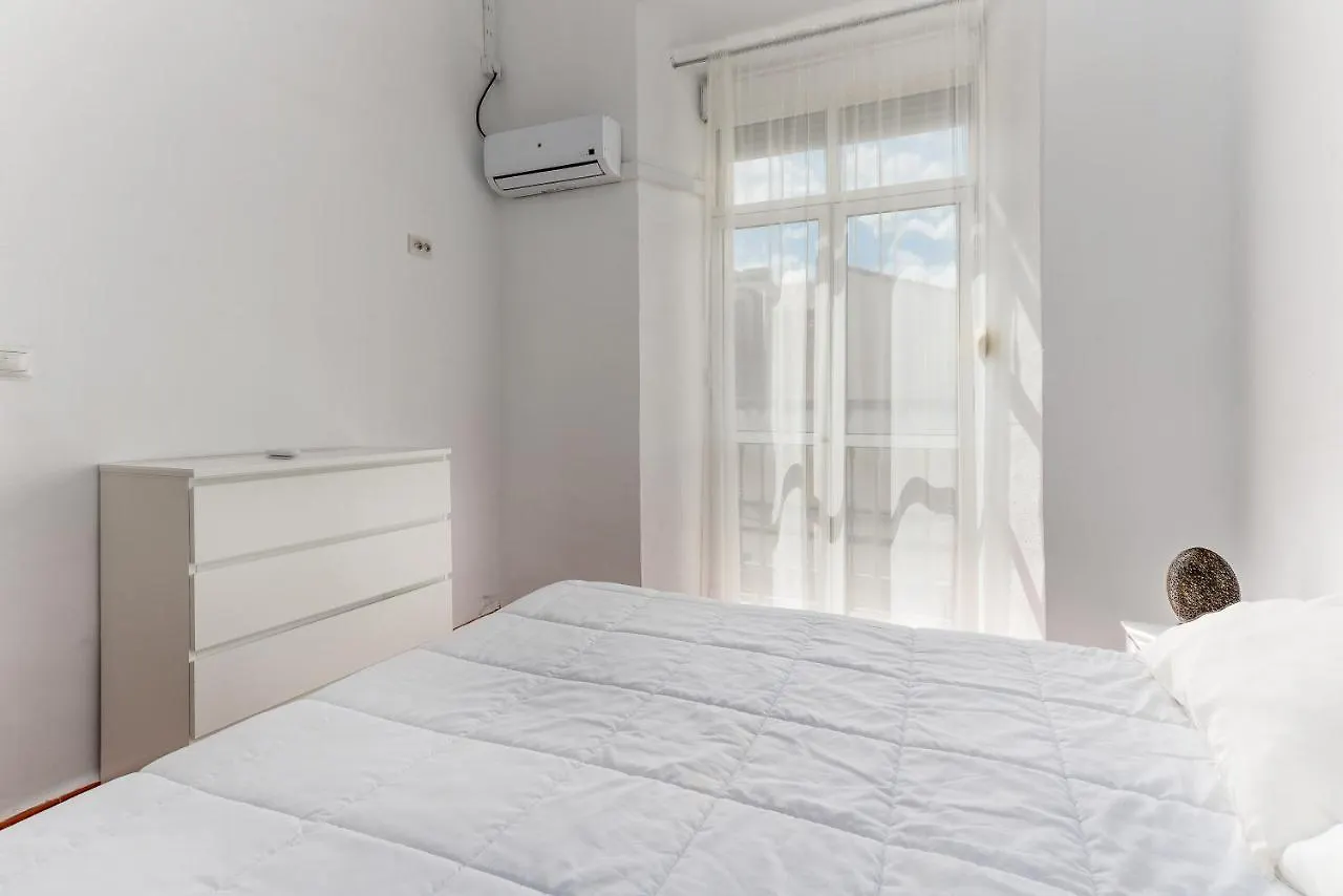 Duque De Rivas Apartments! マラガ